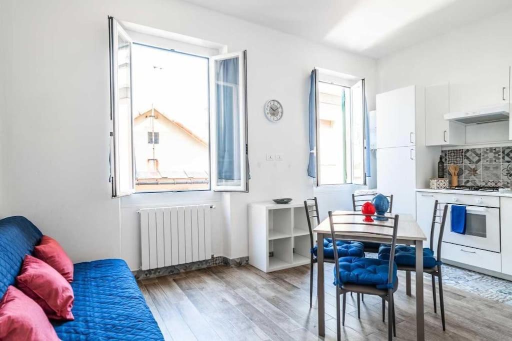 A Mae Riva - La Tua Casa Al Porto Antico Apartment Генуа Екстериор снимка